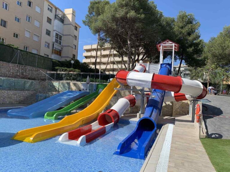 beneficios-de-los-parques-acuaticos-para-hoteles