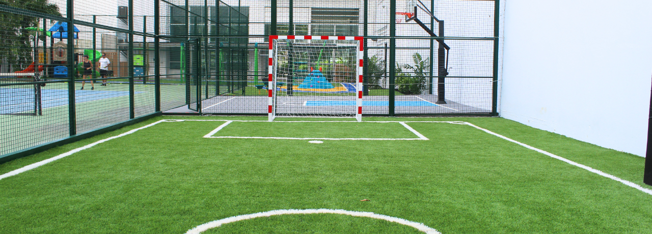 Cancha deportiva — Colegio bilingüe