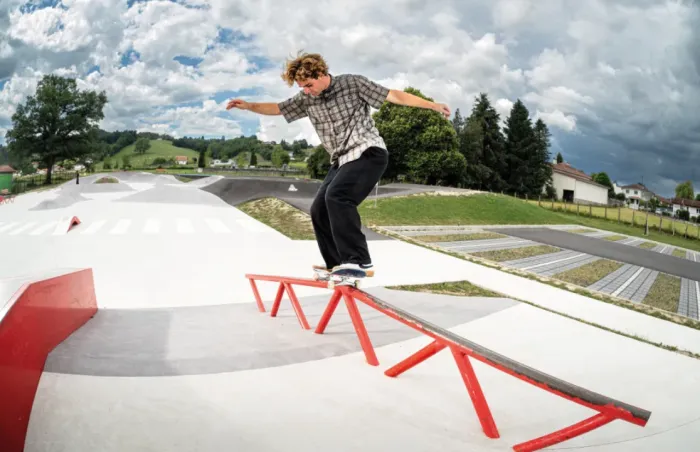 Skatepark de Saint-Palais, Francia - iO Skateparks