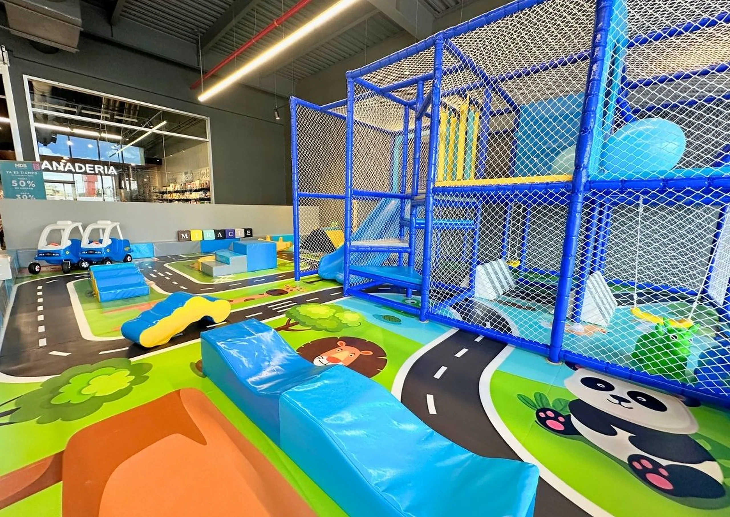 Estructura de juego para parque infantil de interior